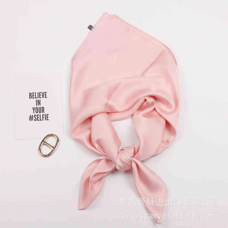 Mode Silk Satin Kvinnor Hår Scarf Handkerchief Shawls och Wraps Solid Färg Head Scarfs Kvinna 70 * 70cm Neck halsdukar för damer Y1108