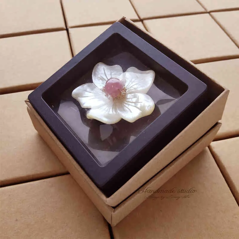 CCIjing Flower Handmade Biżuteria Kobiety Lucky Crystal Trendy Broszki Romantyczny prezent na Boże Narodzenie na imprezę XZ2000
