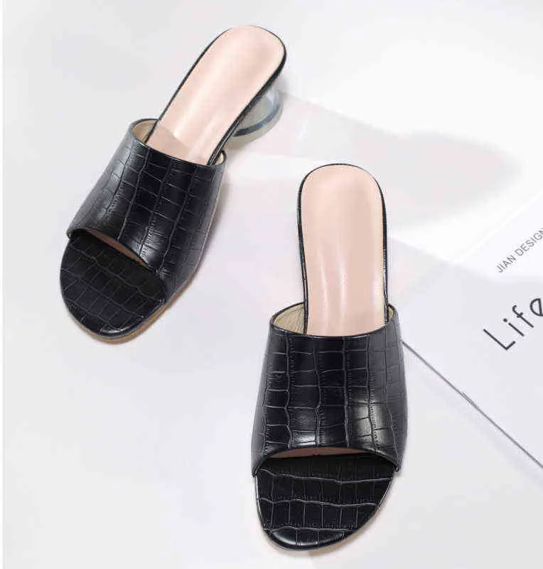 Konisk karakteristik Crystal Heel Sandaler Mode Transparent Heel Stone Pattern Material Square Head Middle Heel Sandaler