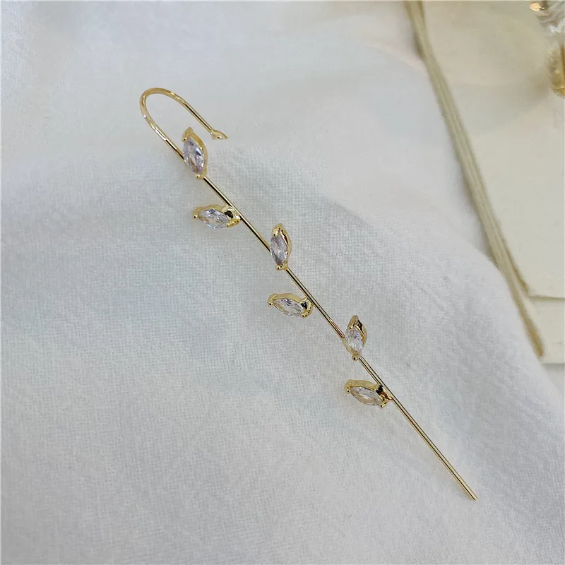 Nueva moda oreja aguja envoltura rastreador garabateo pendientes para mujeres envolvente auricle diagonal perno cobre incrustado zircon piercing pendiente
