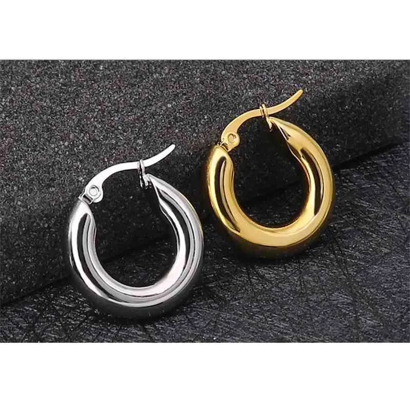 anello multicolore in acciaio al titanio anelli pendenti rotondi affascinanti regalo di gioielli il corpo dell'orecchio degli uomini delle donne coreano