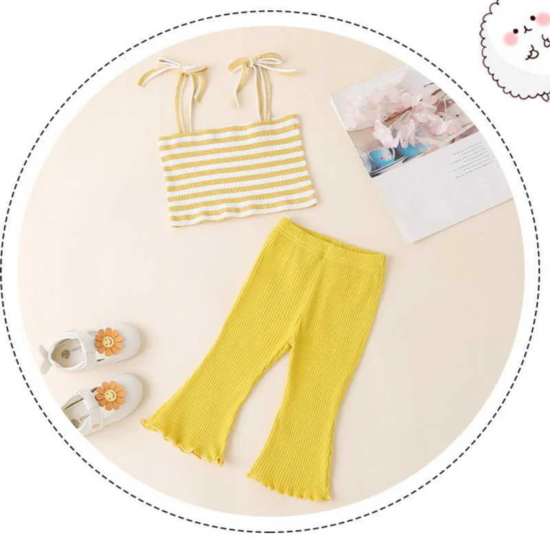 Atacado Menina de Verão 2-PCS Sets Sling Striped Sem Mangas Waffle Top + Cor Sólida Calças Flared Crianças E002 210610