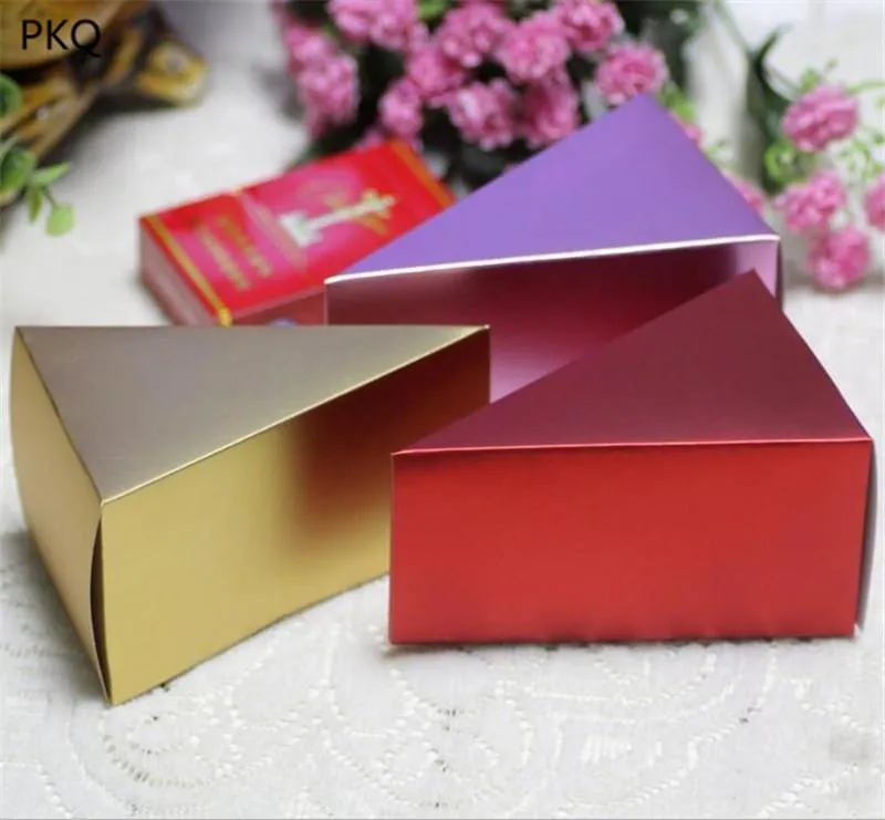 Confezione regalo 50 pezzi di cartone creativo scatola di torta di carta triangolo confezione artigianale fai da te decorazione fatta a mano cartone fornitura di nozze2086
