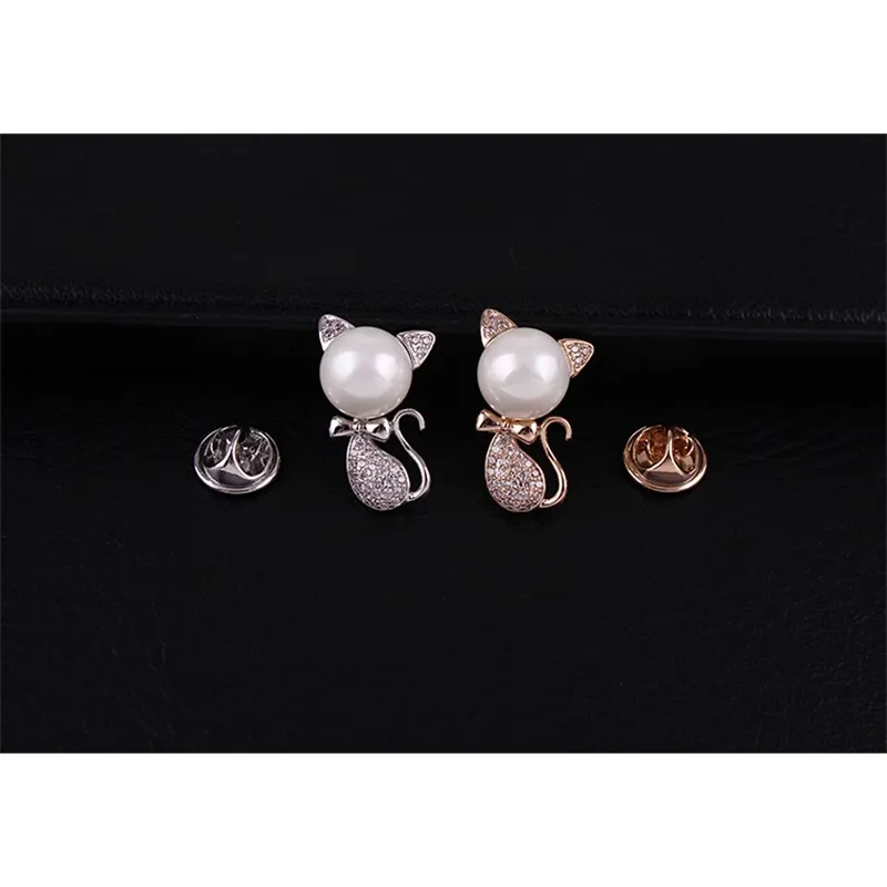 Cat Lady Cute Fashion Broche Collar Pin Hebilla Micro-Incrustaciones Gema High-End Pearl Corsage creativo con accesorios