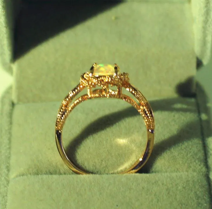 Великолепный 14 тыс. Сплошное золотое кольцо редкое красивое огненное опал бриллиантовые украшения годовщины подарки подарки обещание для женщин для женщин. Размер 6 8081430