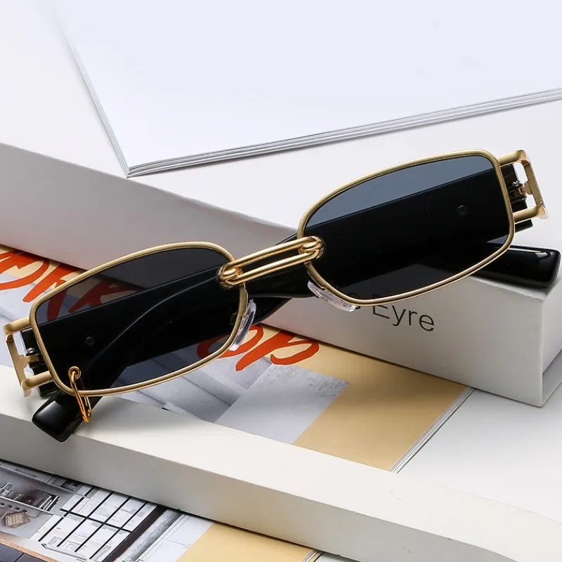 Najnowsze okulary przeciwsłoneczne Hip Hop dla mężczyzn i kobiet Rap Fashion Square Gold Metal Frame Luksusowa kobieta Hiphop Kieliszki 260a