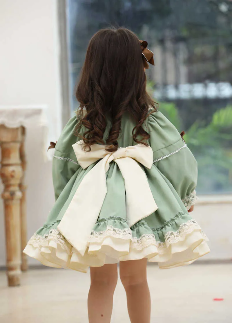 1 2 3 4 5 6 ans Robe de filles pour Noël 2020 Enfants Filles Manches longues Princesse Vintage Vert Lolita Tablier Robe Hiver Automne Q0716