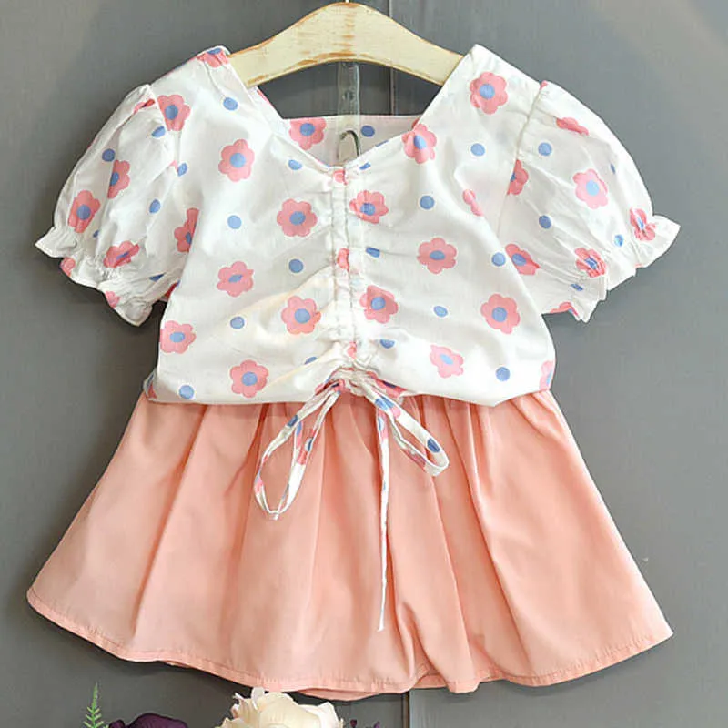 Ensembles de vêtements de costume d'été haut à motif de fleurs + jupe courte 2 pièces vêtements de bébé fille pour enfants 210528