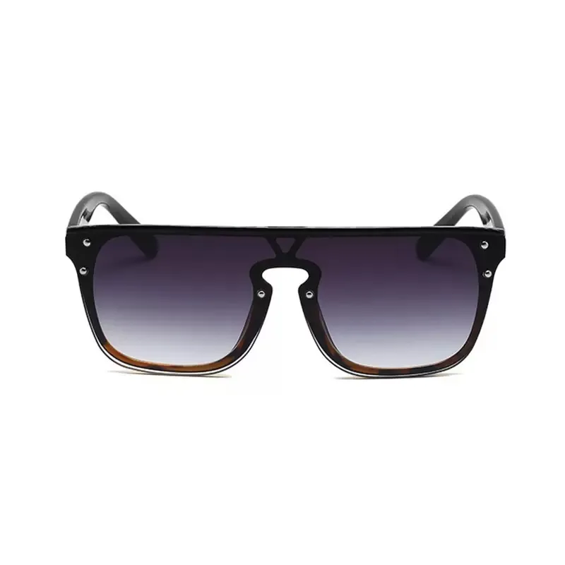 2022 Bütün Tasarımcı Güneş Gözlüğü Orijinal gözlükler Açık Gölgeler PC Çerçevesi Moda Klasik Lady Mirrors Kadınlar ve Erkekler Glas304G
