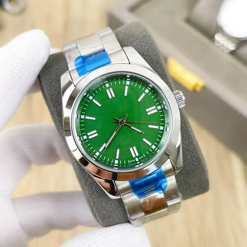 Mens Designer Watch Fashion Luxury Men Watches Stainless Steel Quartz Wristwatch Classic Style 40mm Sports Clocks Man Montre De Lu282G