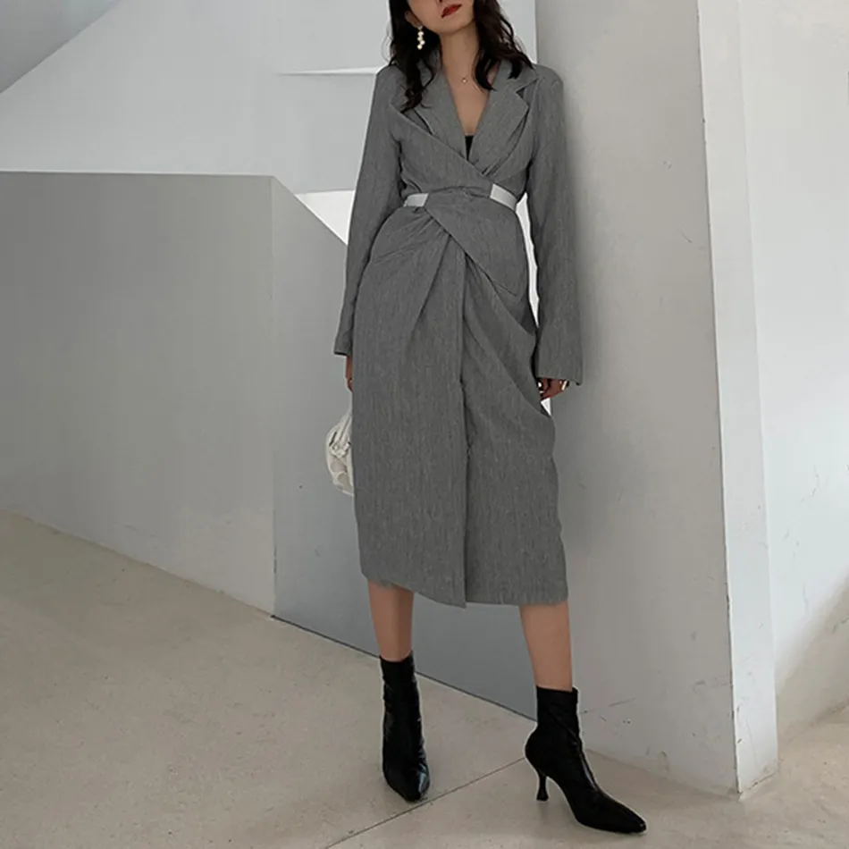 Casual Damen Grau Plissee Langes Elegantes Kleid Stil V-Ausschnitt Gürtel Ärmel Lose Mode Trendy Sommer 210525