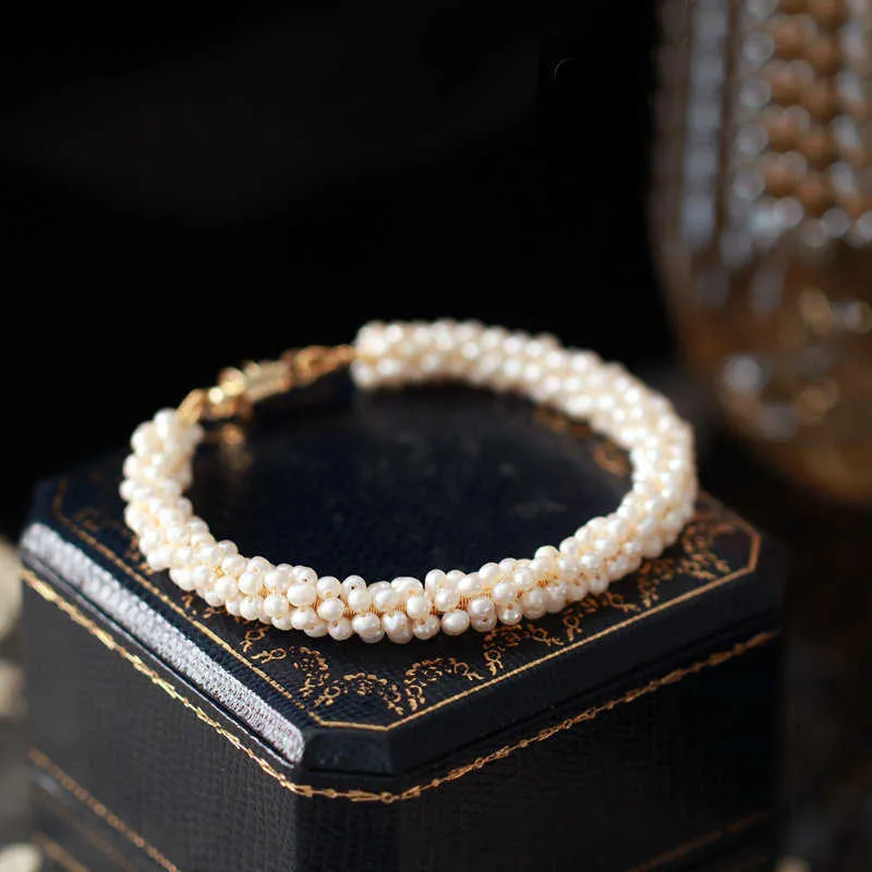 SINZRY bigiotteria di lusso fatta a mano naturale perla di riso vintage splendidi braccialetti di fascino le donne
