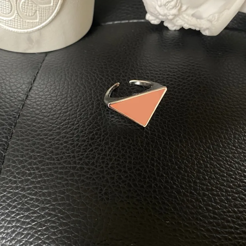 Anillo abierto triangular de Metal en es con sello, anillos de dedo con letras para mujer, accesorios de joyería de moda de alta calidad 305Z