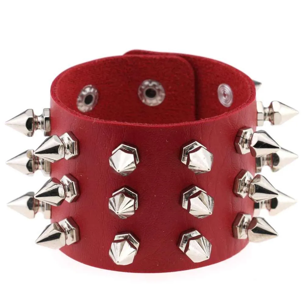 Punk non mainstream exaggerated tapered rivet three row leather Bracelet ring8326315