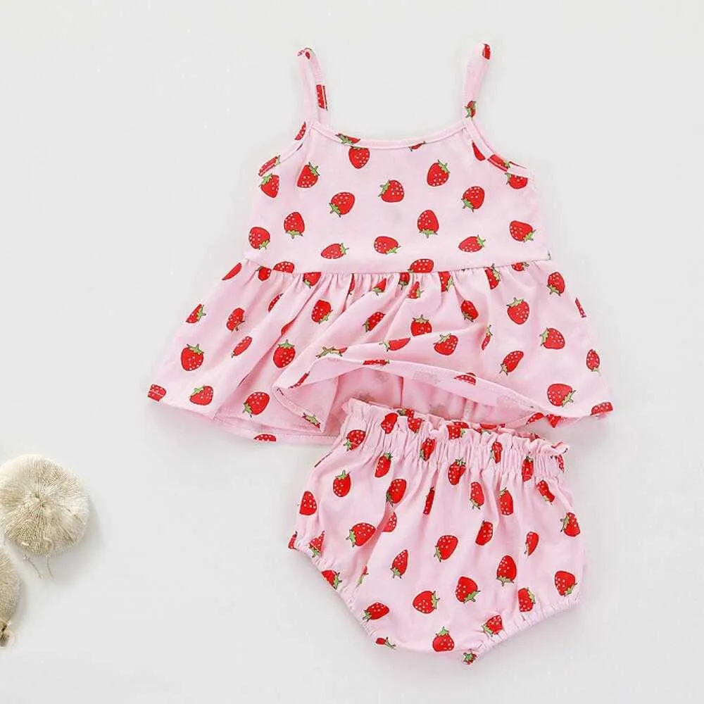 Erdbeere Druck Säuglingsspielanzug Twin Anzug Baby Mädchen Kleidung Sommer Süße Nette Kleid + PPK Hosen Slips Set Kleinkind Kinder kleidung Q0716