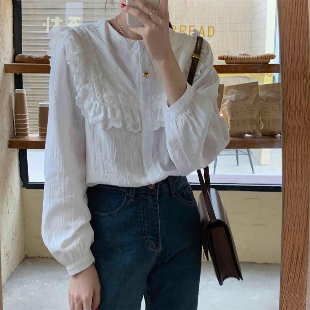 White Spring Chic Patchwork Lace Women Shirts Loose Elegance All Match Female High Street Blouses 210525