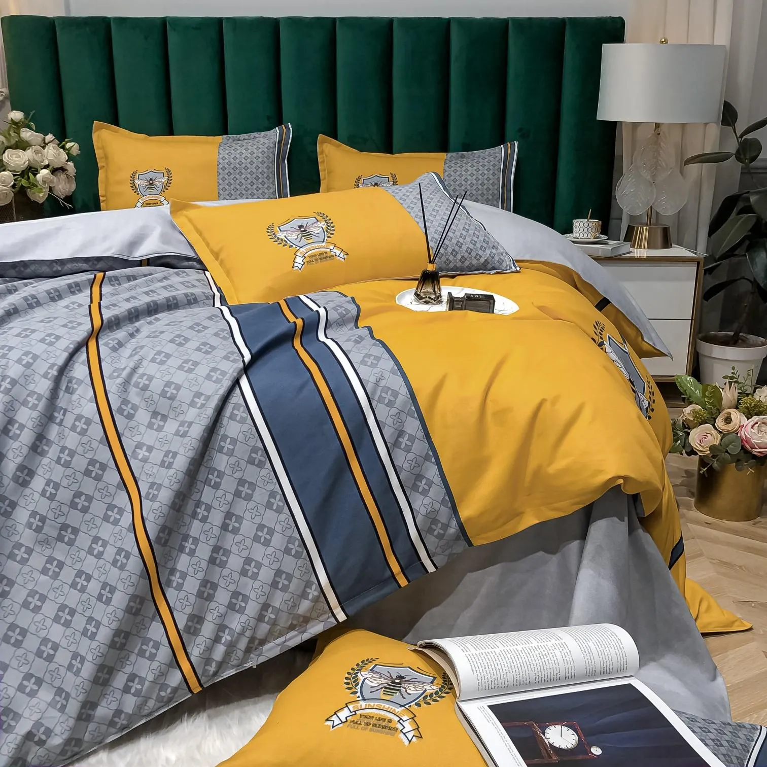 Modern Bedding Sets Cover Fashion High Quality Cotton Queen Size High Quality Luxury Bed Sheet Comforters Set