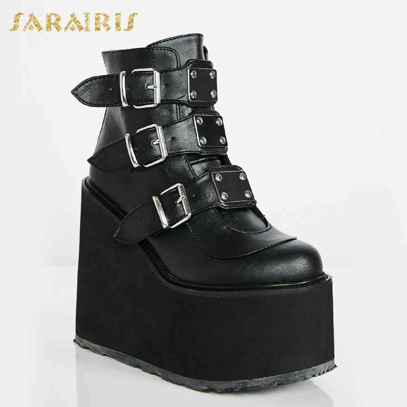 Brand Design Black Gothic Style Piattaforma spessa Primavera Autunno Inverno Scarpe Moda donna Punk Street Stivali Cosplay Plus Size 50 211104