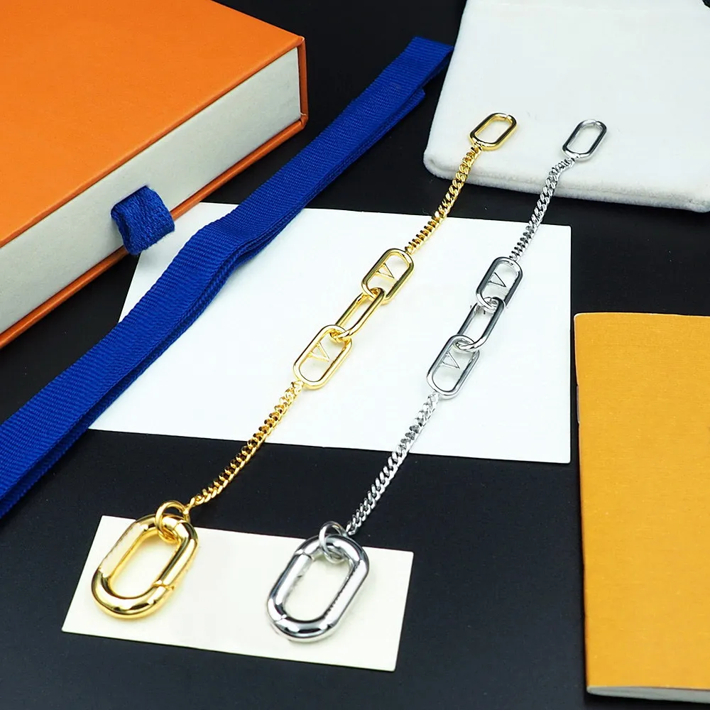 Europa America Set di gioielli di moda Uomo Oro Argento-colore Hardware inciso V Lettera Mini firma Collana a catena Bracciale M00322857