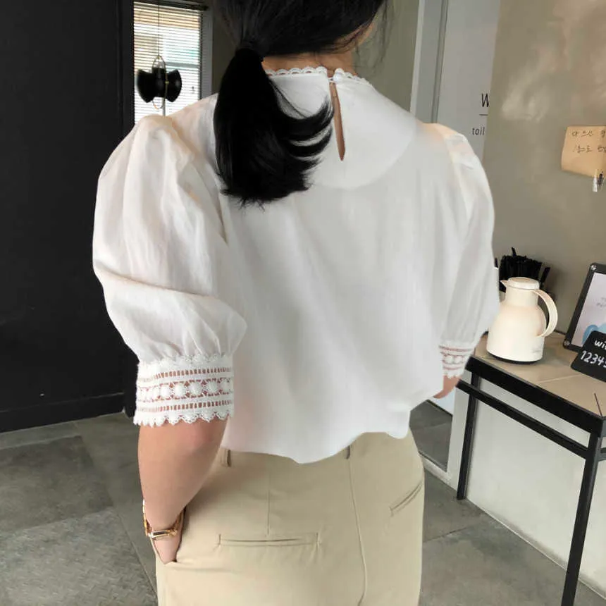 Korejpaa frauen hemd sommer koreanische schicke retro stehkragen nähen schwere spitze hohle design lose hauchhülse blusen 210526