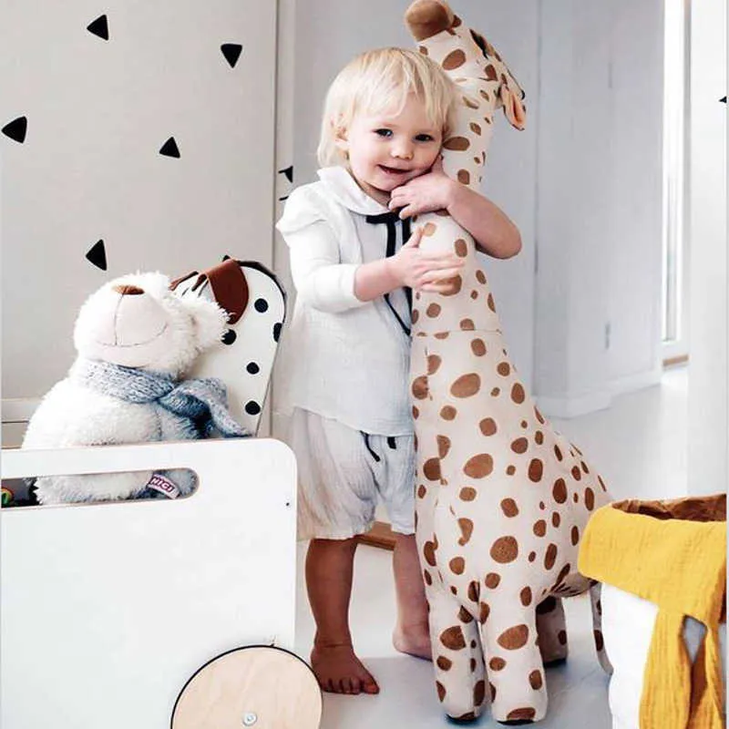 67cm Simulation Debout Girafe En Peluche Jouet Tenir Oreiller Doux Animal En Peluche Sophie Cerf Dormir Poupée Enfants Bébé Cadeau D'anniversaire 210728