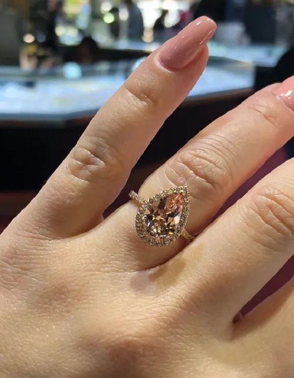 Moda elegante anillo de dedo de circón cúbico color oro rosa CZ anillos de compromiso de diamantes anillo de boda de cristal de champán para joyería de mujer