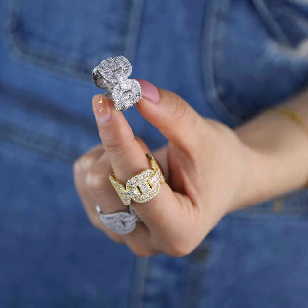 2021 Topkwaliteit 5A Cubic Zirconia Iced Bling Baguette Betrokkenheid Volledige CZ Eeuwigheid Bandring voor Women Icy Unieke Jewelry7003940