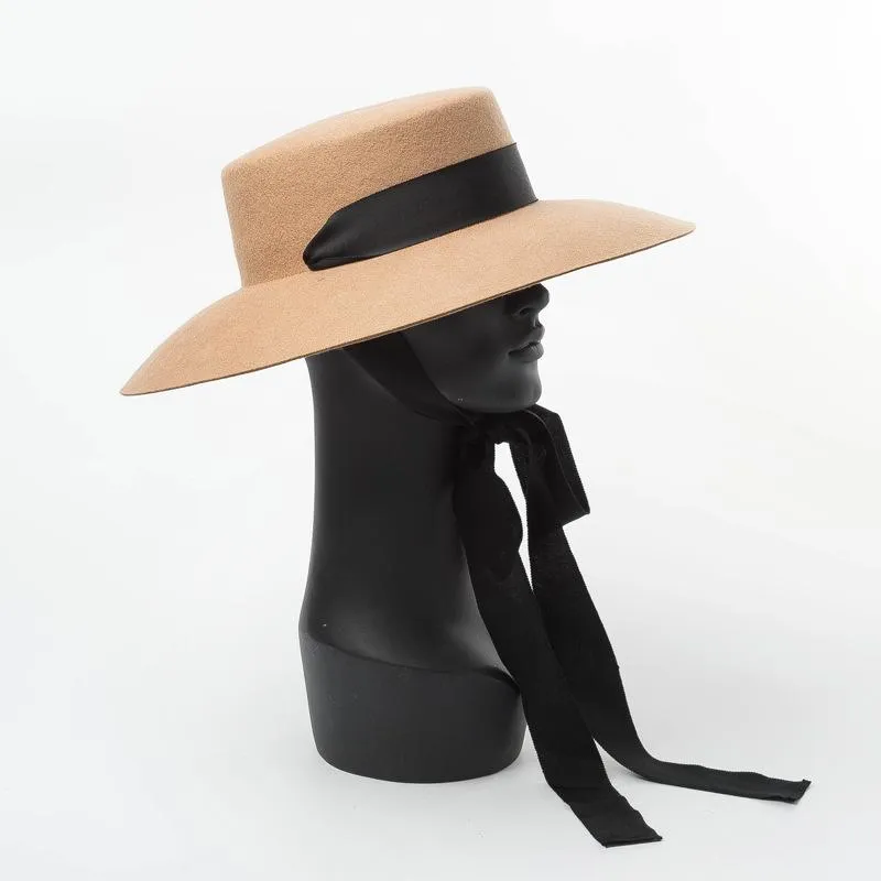 Chapeaux à bord avare rétro Fedora pour femmes automne hiver solide 100% laine chapeau haut-de-forme plat grande casquette large femme avec mentonnière 2021278r