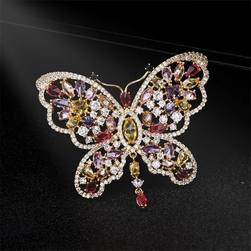 2021 Fashion Pink Crystal Butterfly Brooches Luxury Suit Pin Elegant Temperament Zirconia Brooch Jewelry For Women