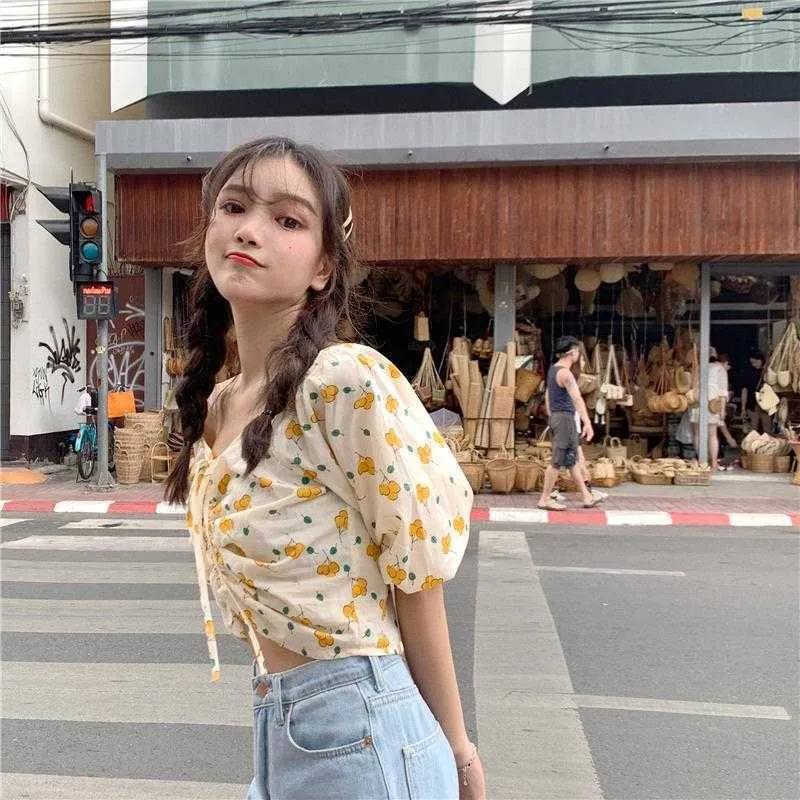 Vintage Puff Sleeve Floral Blouse Women Short Sweet Designer Chiffon Tops Female Spring Casual Lady Sexy Party Clothes 210604
