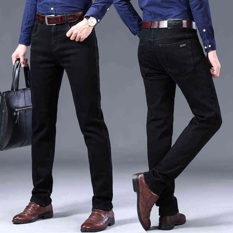 Pantalones vaqueros de invierno para hombre, pantalones negros ajustados elásticos de terciopelo grueso, pantalones cálidos informales de lana para hombre de talla grande 211111