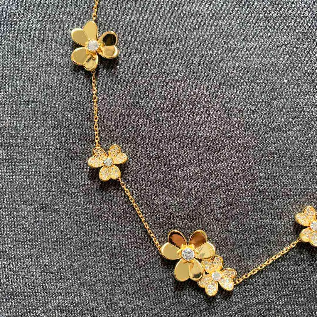 Brand Pure 925 Severling Silver Jewelry для женщин Золотой цвет цветочный кулон Luck Clover Sakura Свадебная вечеринка Ожерелье 3864516