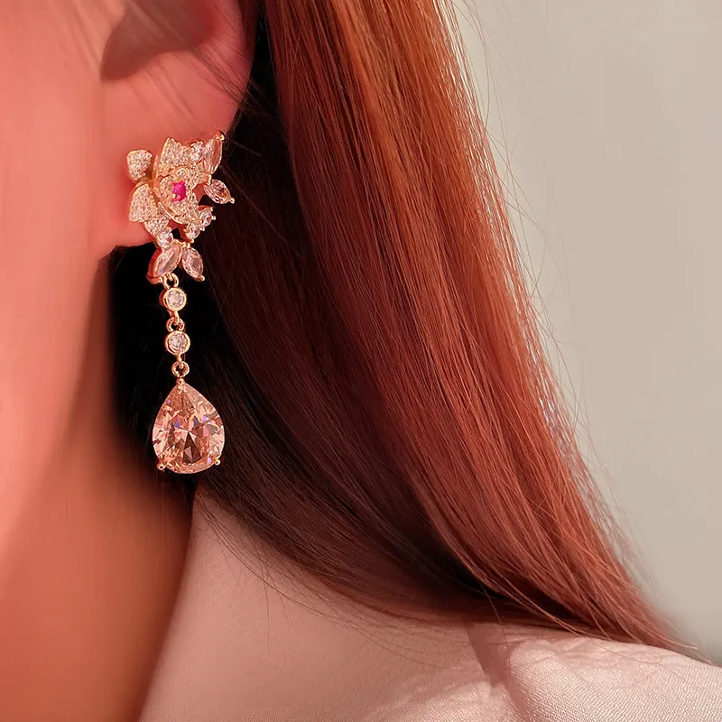 Pink Flower Eardrop For Ladies Designer Statement Camellia Earrings Luxury Brand Jewelry 2021 Fashion Water Drop Dangle