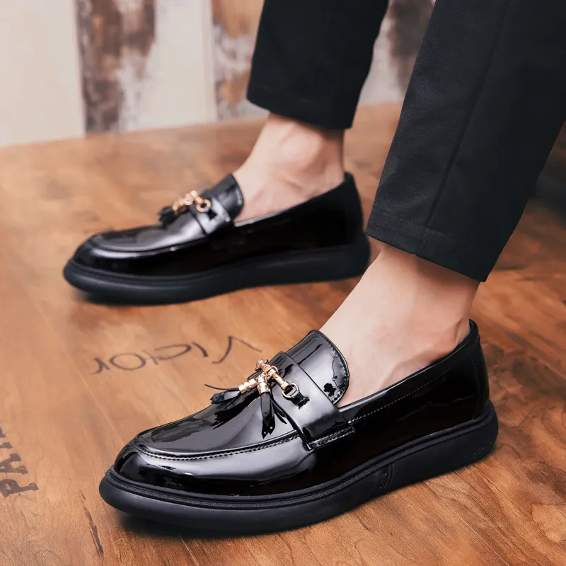 Chaussures Oxford tendance pour hommes, pantoufles de fête faites à la main, marque formelle luxueuse et décontractée de styliste, nouvelle collection 2021