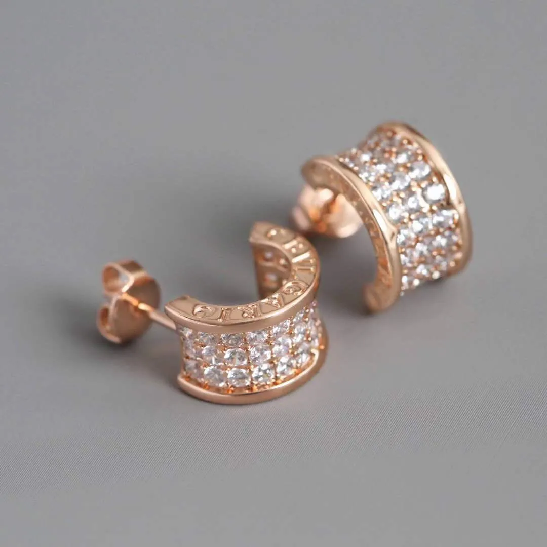 Najwyższej jakości kolczyki z całego diamentu dla kobiet prezent biżuterii ślubnej w trzech kolorach plamowane ma pudełko PS4476239C