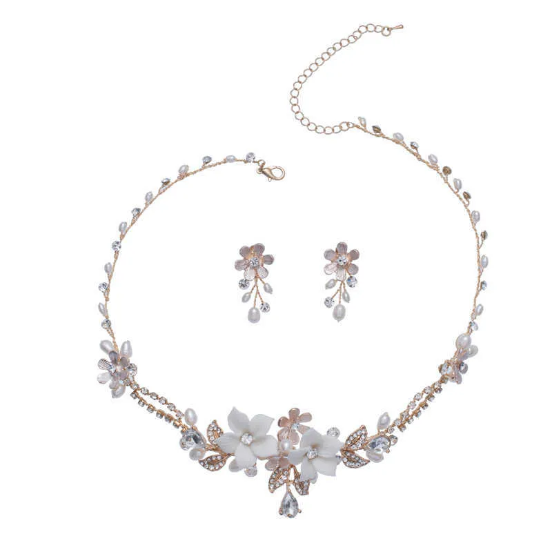 Delikatny kwiatowy Naszyjnik ślubny z kolczykami Perły słodkowodne Kobiety Biżuteria Handmade Prom Biżuteria Zestaw H1022