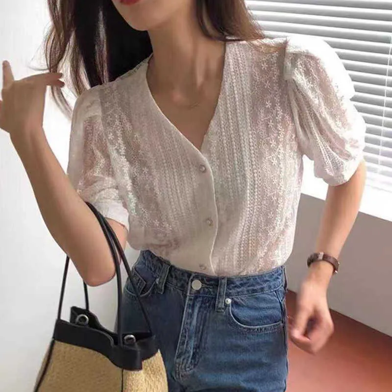 Korejpaa Women Shirt Summer Korean Chic Gentle Temperament V-Neck Lace Crochet Single-Breasted Loose Puff Sleeve Blouses 210526