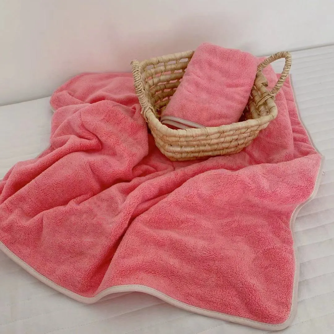 Luksusowe ręcznik do twarzy desinger dużych ręczników basenowych 