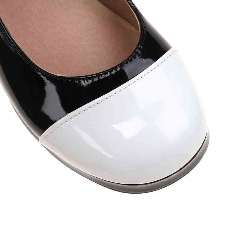 Dress Shoes Escarpins classiques à bout rond pour femmes chaussures d'école talons moyens grande taille 30 12 43 46 48 nouvelle collection 220303