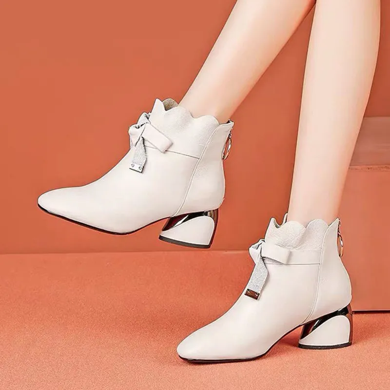 Femmes bottines 2021 automne hiver chaussures Med talons bottes nues nœud chaussures habillées femme bottes vague blanc botas mujer 8318N