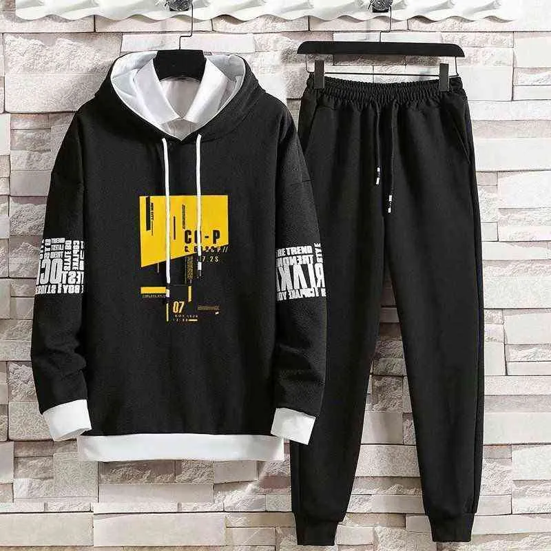Men Outfit Set Autumn Winter Tracksuit Men's Printed Hoodie Sweatshirt and Sweatpants Mens Joggers Male Clothing 211220