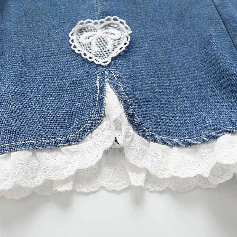 Fashion Denim Shorts Women Summer High waist heart shape lace stitching Sweet Short Pants Elegant Chic Lady Jeans short 210709