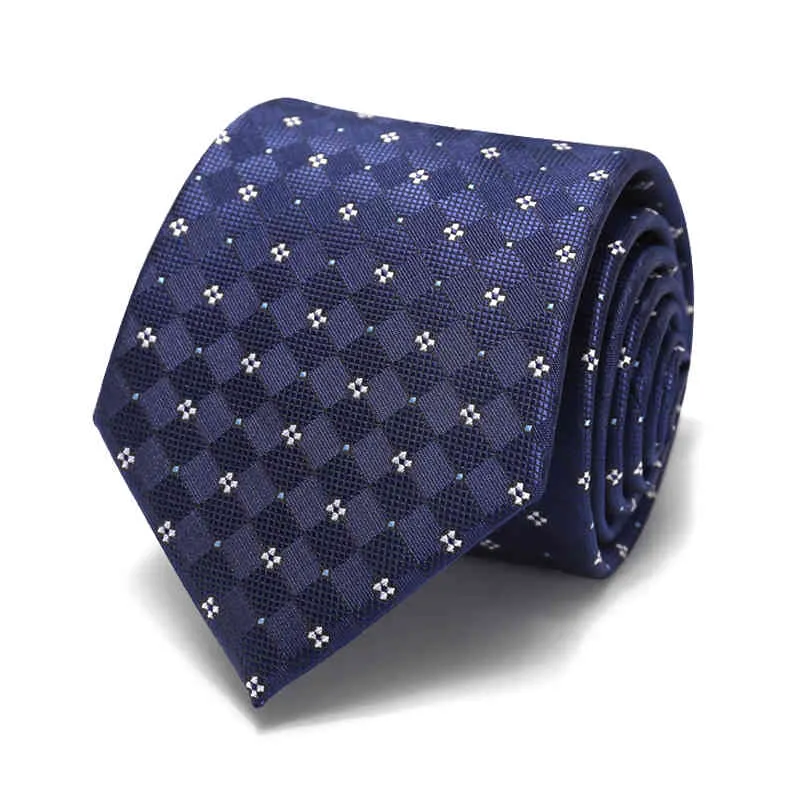 8cm Luxury Plaid Tie för män Märke Designer Bröllop Business Fashion Dress Suit Silk Polyester Navy Blue Necktie med presentförpackning