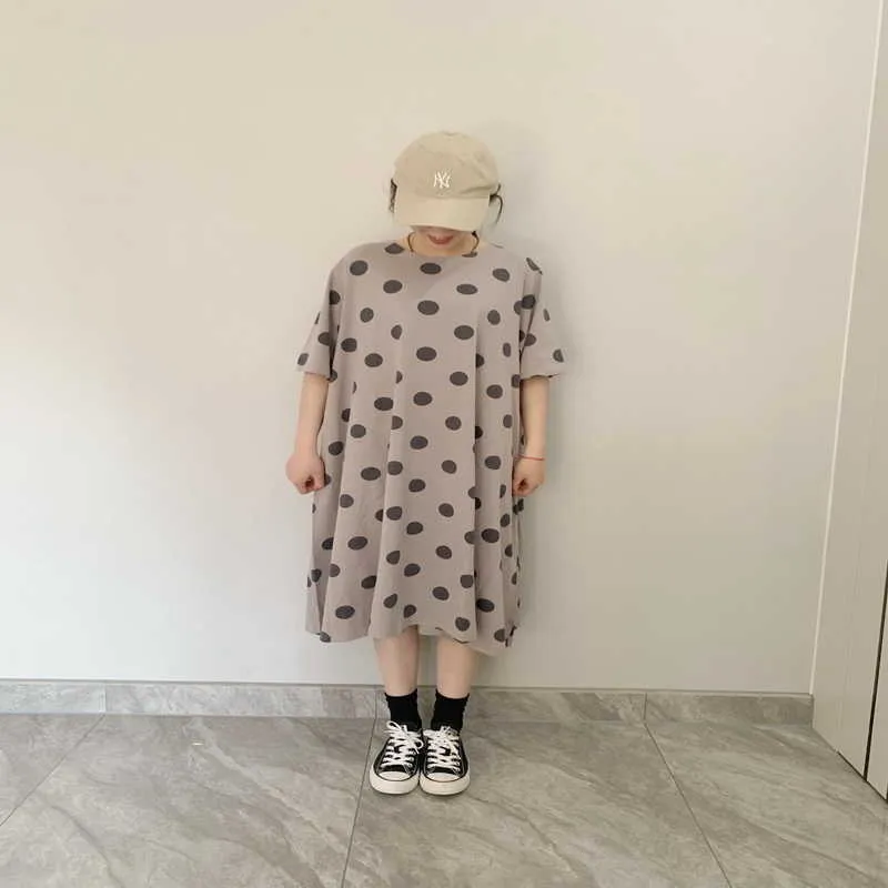 일본식 여름 가족 일치하는 짧은 소매 폴카 도트 티셔츠 드레스 어머니 딸이 옷 E2104 210610 일치