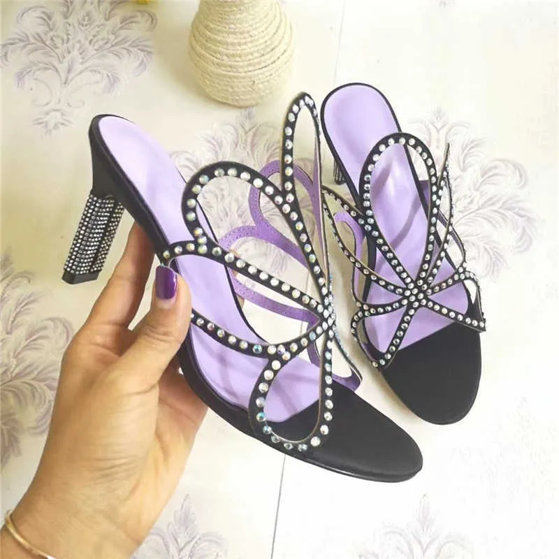 Borr Diamond Network High Heel Tofflor Kvinnor Lyx Satin Strange Heel Open Toe Klipp ut Rhinestone Flower Summer Shoes Woman Q0623