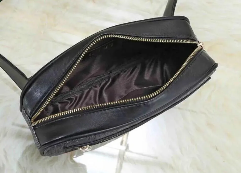 High quality 2021 Chest Bag Belt Waist Bags Mens Bumbag Backpack Men Tote Crossbody Purses Messenger Handbag Fashion Wallet Fannyp240u