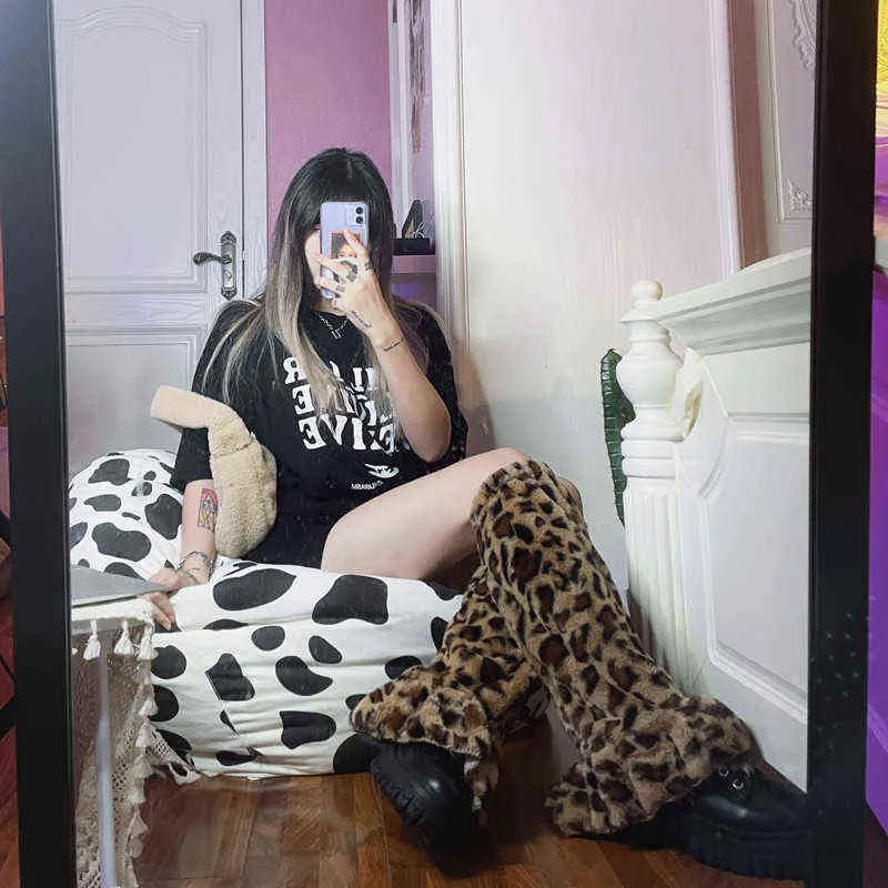 Punk Leopard Vintage Leg Warmer Femmes Harajuku Mode coréenne Chaussette gothique Emo Y2K Esthétique Alt Hiver Baggy Genou Manches Jambe 211204