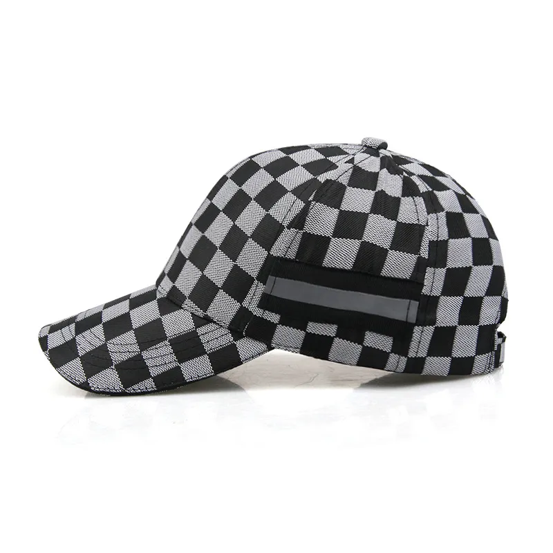 Högkvalitativa kepsar Vår och sommar Koreanska Mäns Plaid Outdoor Sports Baseball Cap Women's Leisure Sun Block Cap