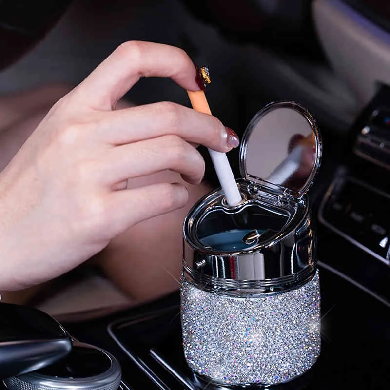 Cendrier en diamant fait à la main Portable sans fumée peut véhicule Cigarette fumée universel porte-cylindre accessoires de voiture