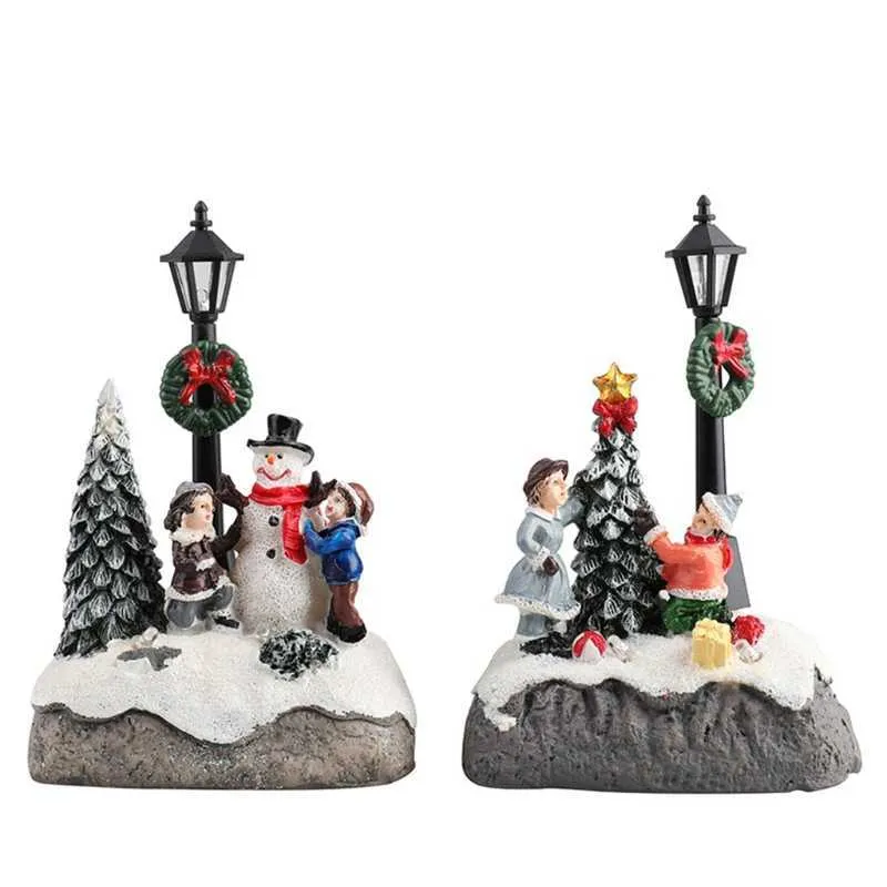 Scène de village de Noël Arbre de Noël Bonhomme de neige Ornement en résine avec lumière LED Lampe de rue animée Décoration de statue miniature 211012